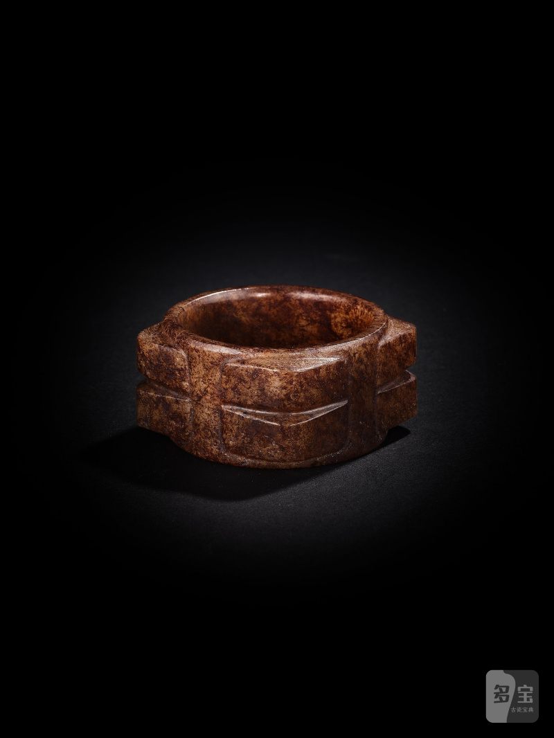 小玉琮 | A SMALL BROWN JADE CONG - 图2
